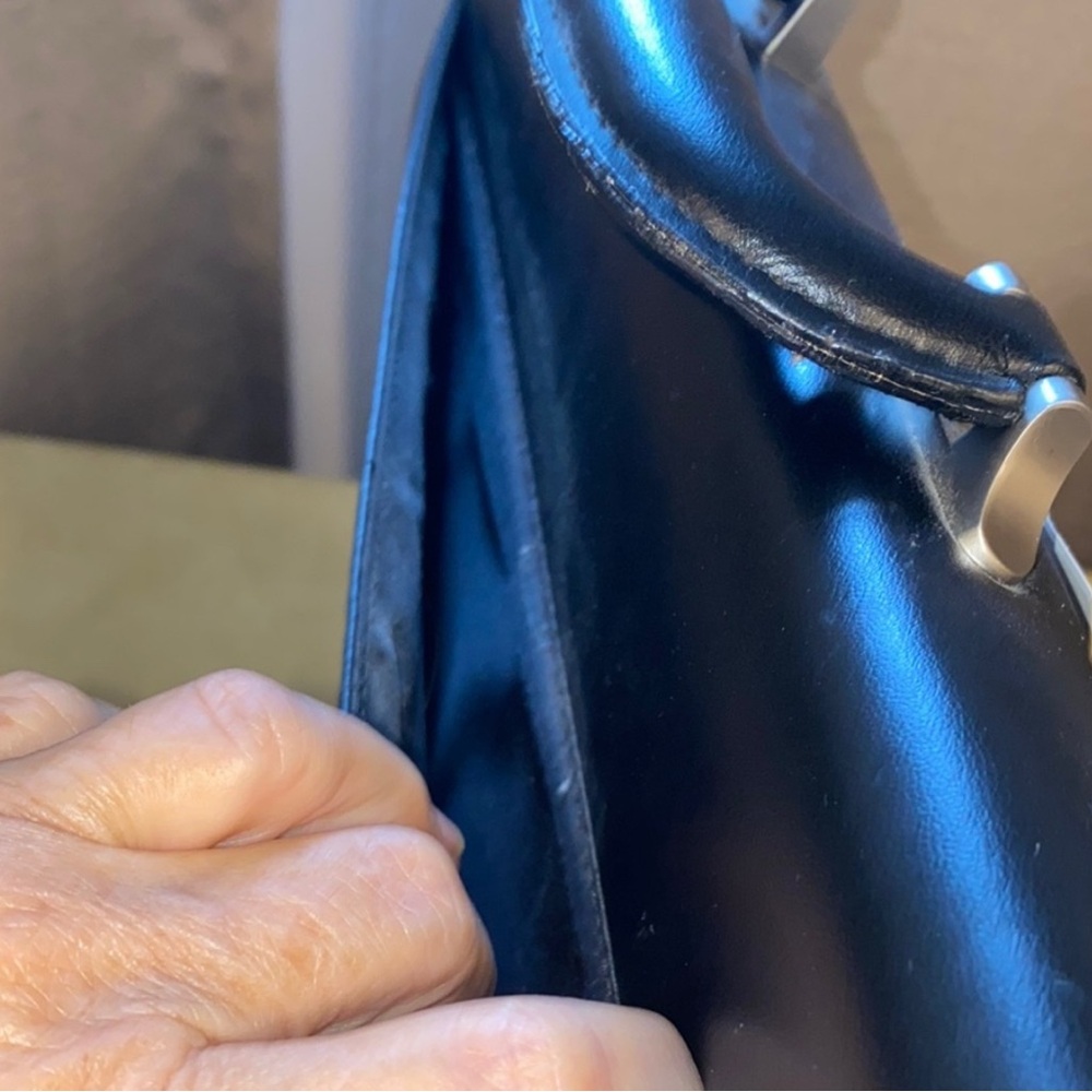 Classic Black Leather Briefcase - Picture 3 of 5